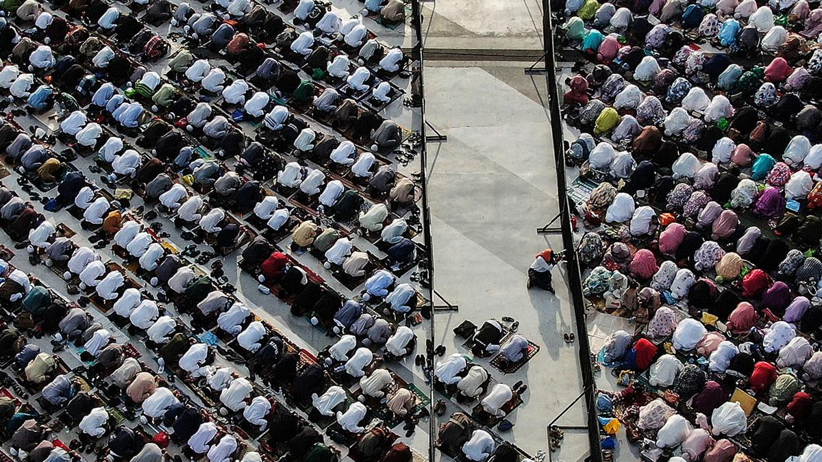 Teks Khutbah Sholat Idul Fitri 2025: Menjaga Semangat Ramadhan meski Sudah Berlalu