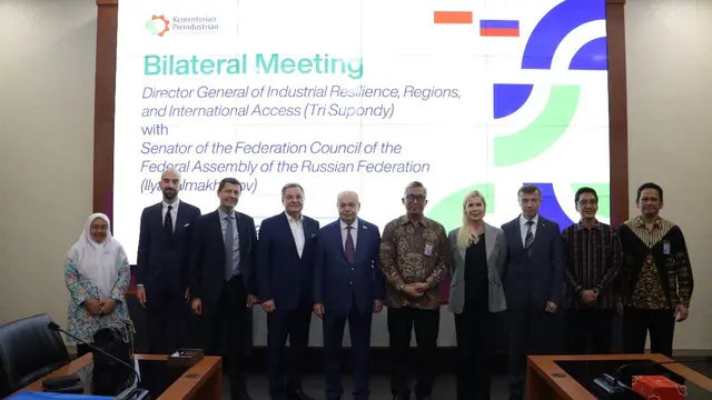 Pertemuan bilateral antara Kementerian Perindustrian dan Senator Federasi Rusia Ilyas Umakhanov. (Foto: Kementerian Perindustrian)