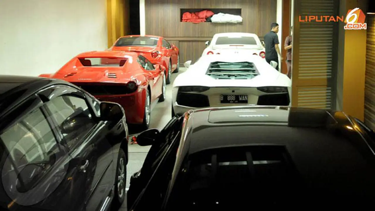 mobil-mewah-140123b.jpg