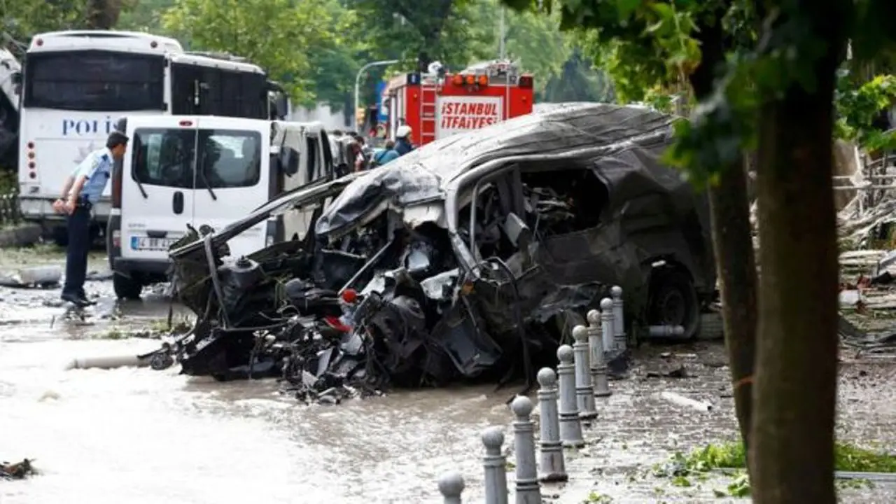 Bom Istanbul Dekat Bus Polisi Renggut 11 Nyawa dan 36 Terluka