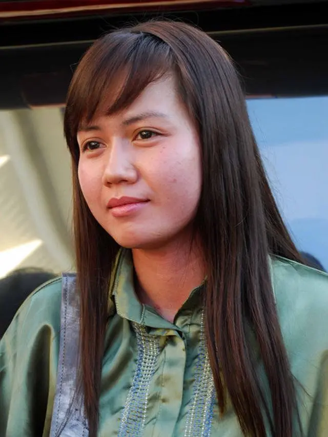 7 Transformasi Nita Thalia, Dulu Sebelum Tenar Hingga Kini Menawan Setelah Operasi Plastik
