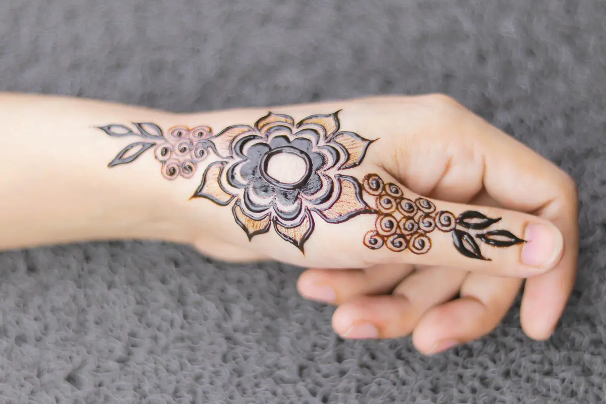 ilustrasi henna