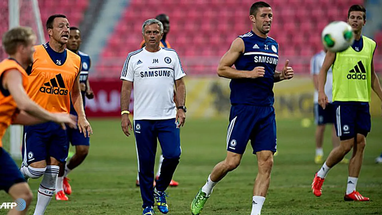 mourinho-130717b.jpg