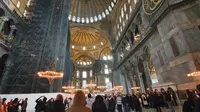 Mengabadikan Eksotisme Hagia Sophia dengan Kamera Samsung Galaxy 10 Plus. Liputan6.com/Nila Chrisna Yulika