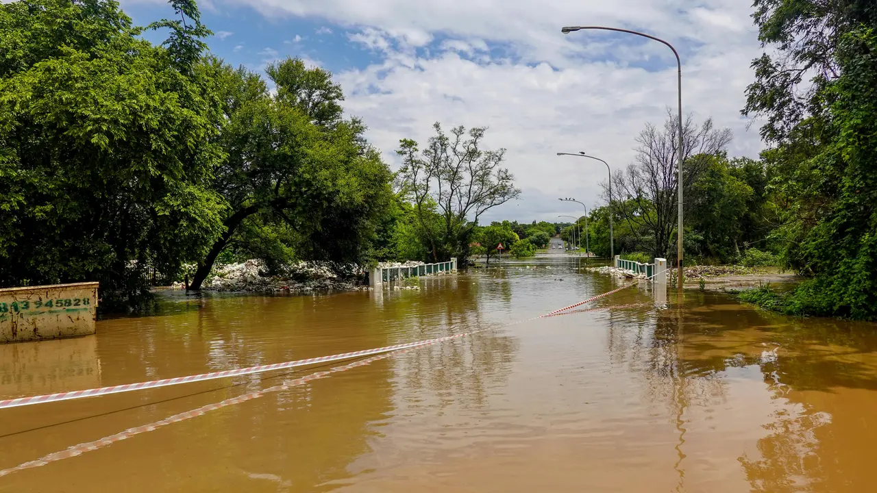 Persiapan yang Wajib Dilakukan saat Menghadapi Banjir