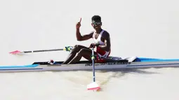 Memo mencatatkan waktu 08:10.247 dan berhasil mengalahkan wakil tuan rumah, Thailand, dan juga Filipina yang harus puas finis ketiga. (Foto: NOC Indonesia/Didik Setiawan)