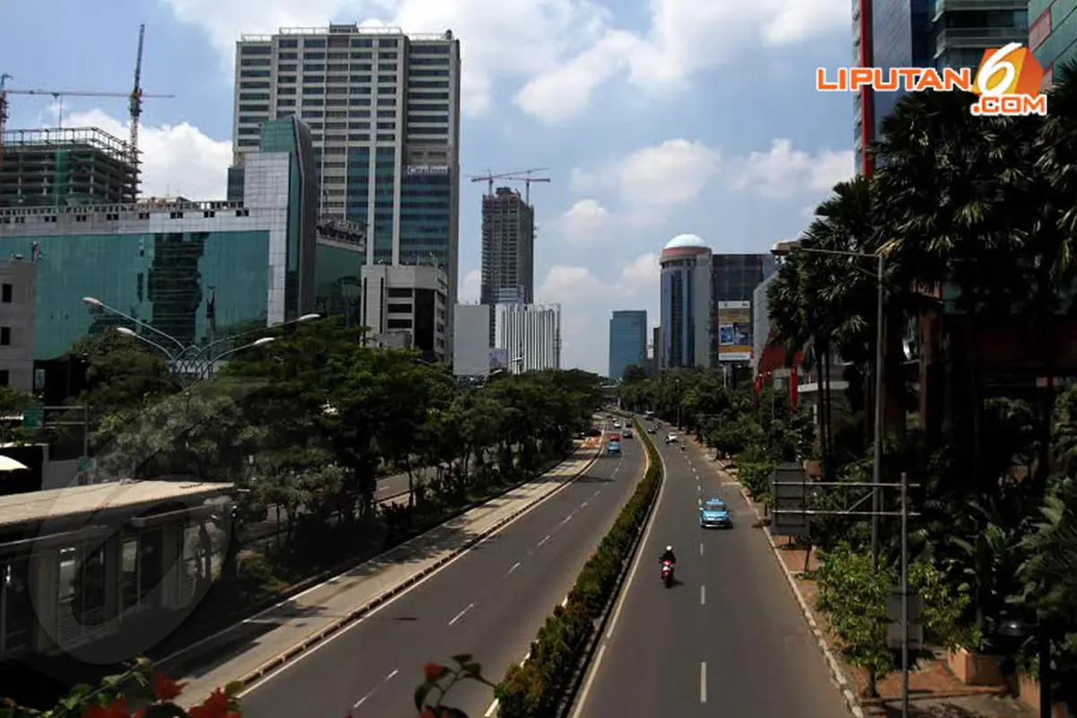 [FOTO] Hari Raya Nyepi, Beberapa Jalanan di Jakarta Sepi