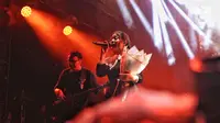 Festival yang berlangsung di Plaza Parkir Timur Gelora Bung Karno, Jakarta Pusat menghadirkan sederet nama-nama beken musisi Indonesia. (Liputan6.com/Angga Yuniar)