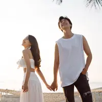 Ilustrasi pasangan bulan madu/copyrightshutterstock/Julia Anne