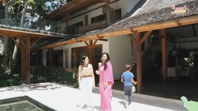 Rumah Indah Kalalo di Bali