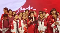 Momen Megawati Bernyanyi Cinta Hampa, Bikin Rakernas PDIP Berubah Jadi Arena Konser