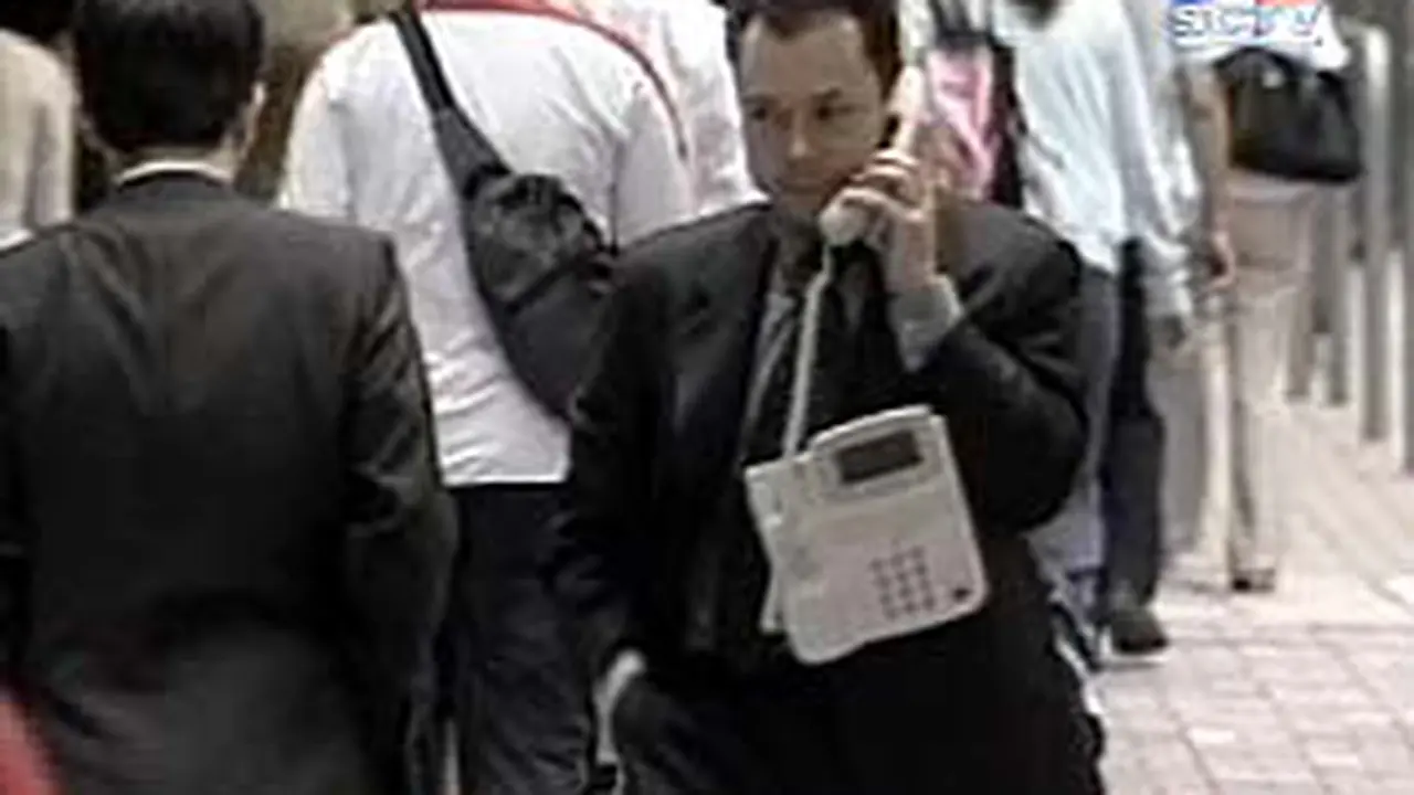 201104aHPManula.jpg