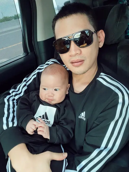 (Instagram/keeneatharrazka)