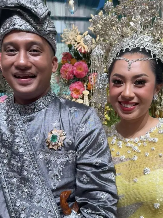Pesona Sekar Tandjung Putri Politisi Akbar Tandjung saat Akad dan Resepsi Pernikahan.