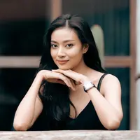 ilustrasi perempuan cantik dewasa/Chokniti-Studio/Shutterstock