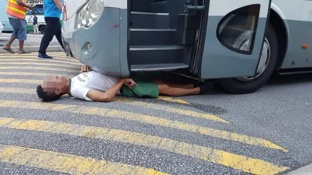 Hampir Tewas, Lansia Di Singapura Berhasil Selamat Dari Kecelakaan Tragis