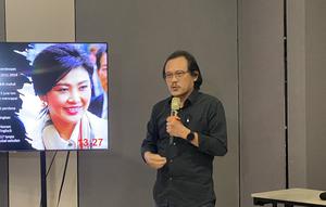 Peneliti CORE Indonesia sekaligus Guru Besar Institut Pertanian Bogor (IPB), Andreas Santosa saat diskusi di CORE Indonesia, Selasa (20/1/2026). (Foto:Liputan6.com/Immanuel Christian)