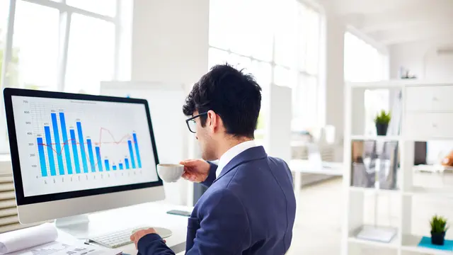 Market Analyst