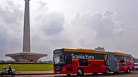 Ahok sengaja membawa bus gandeng istimewa ke Jakarta untuk menunjukan, bus kelas dunia seperti itulah yang dibutuhkan Ibukota.