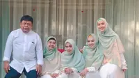 5 Potret Bahagia Ria Ricis Bareng Keluarga, Jauh dari Gosip Miring