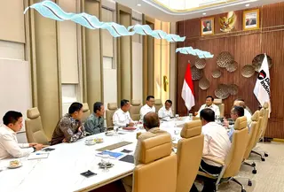 Prabowo Gelar Ratas Akselerasi Program Strategis Nasional Usai Lawatan ke Eropa (Unggahan Akun Medsos @sekretariat.kabinet)