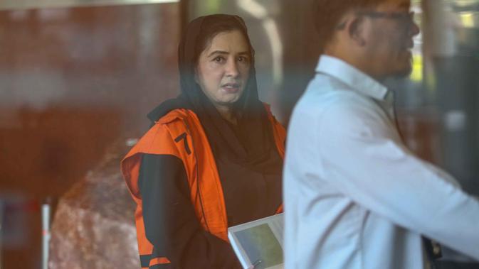 KPK Sita 9 Kotak Jam Mewah Bupati Pekalongan, 4 Kosong