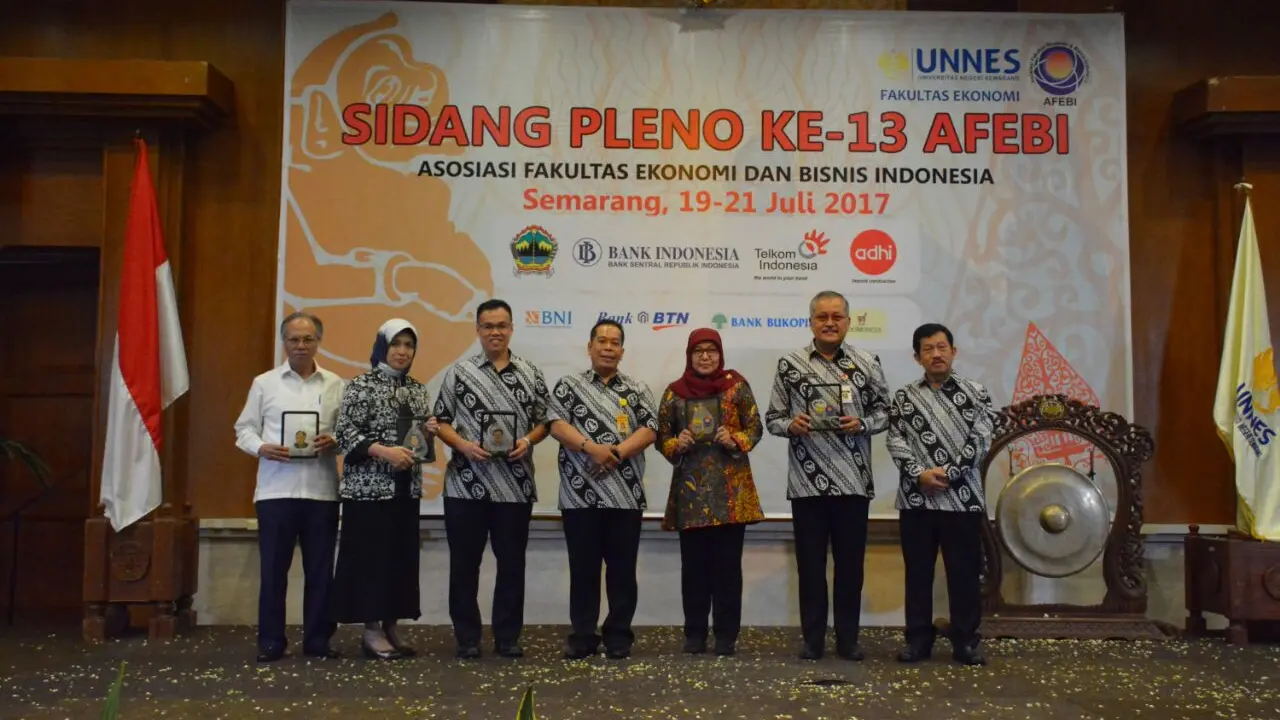 Foto sidang pleno AFEBI