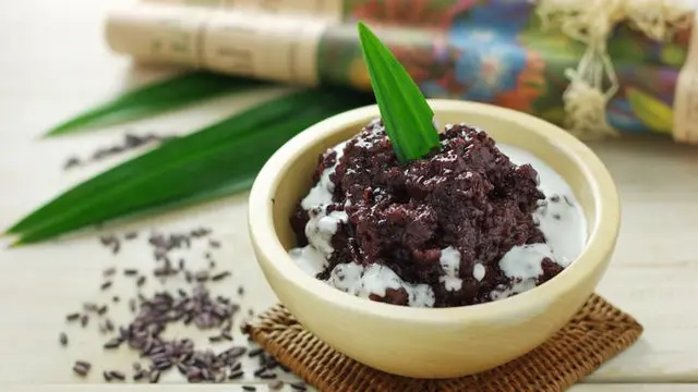 Olahan Makanan dari Tepung Ketan: Resep Bubur Sumsum Tepung Ketan Hitam