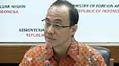 Kementerian Luar Negeri belum bisa memastikan kepulangan sepuluh warga negara Indonesia yang tergabung dalam relawan kemanusiaan di Amman, Yordania. Para relawan belum memutuskan waktu kepulangan mereka.