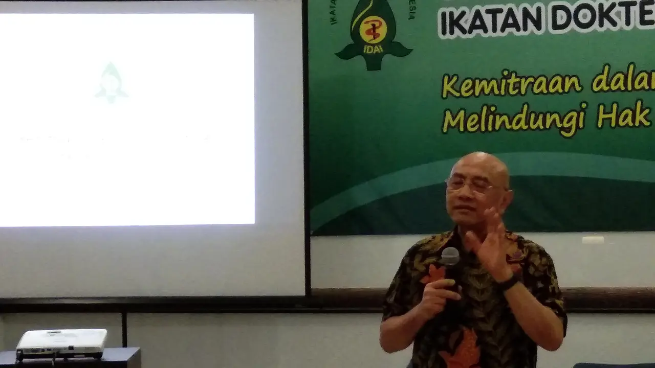 Dokter Aman B. Pulungan
