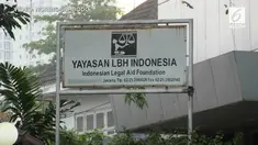 Kapolda Metro Jaya Irjen Idham Azis memastikan tidak ada kegiatan berbau Partai Komunisme Indonesia (PKI) di kantor  YLBHI