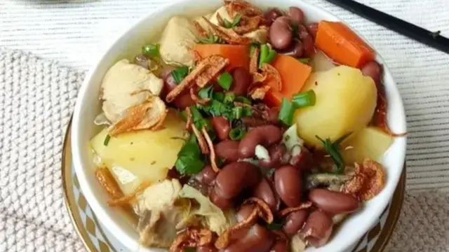 Resep sup ayam kacang merah. (dok. Cookpad @cook_setyaN)