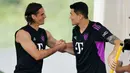 Raksasa Bundesliga Bayern Munchen resmi memperkenalkan Kim Min-jae sebagai rekrutan barunya, Selasa (18/07/2023). (AFP/Christof Stache)