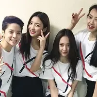 Beberapa tahun belakangan ini, f(x) seakan menghilang ditelan oleh bumi. Girlband ini terakhir muncul di dunia musik Korea pada tahun 2015 melalui lagu Four Walls. (Foto: Soompi.com)
