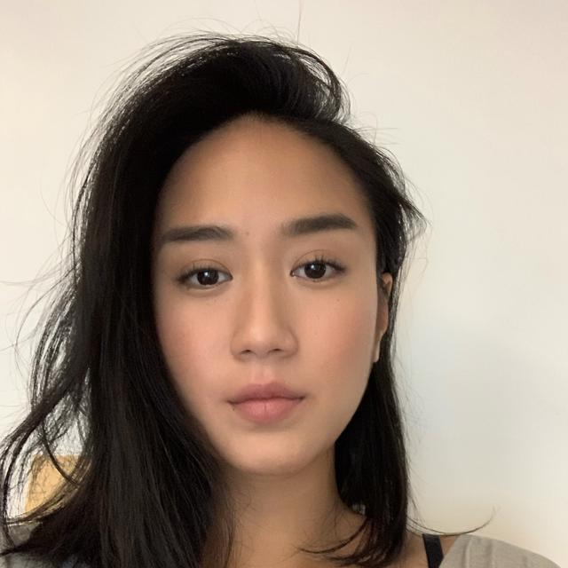 6 Potret Chef Renatta Tampil Tanpa Makeup, Dipuji Tetap Memesona