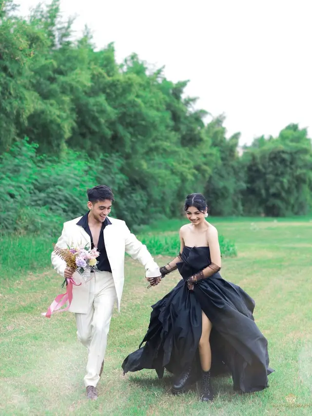 7 Gaya Pemotretan Ratu Sofya dan Vladimir Rama, Bak Prewedding