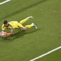 Kiper Spanyol Unai Simon Pecahkan Rekor Piala Dunia yang Bertahan 3 Dekade