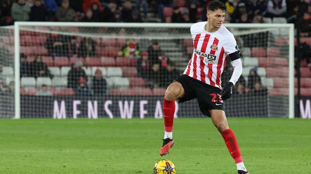 Bek Sunderland, Jenson Seelt.