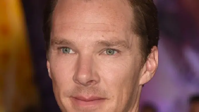[Bintang] Benedict Cumberbatch
