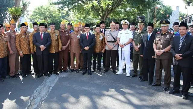 Bupati Anas Ajak PNS Ambil Spirit Harkitnas untuk Membangun Daerah