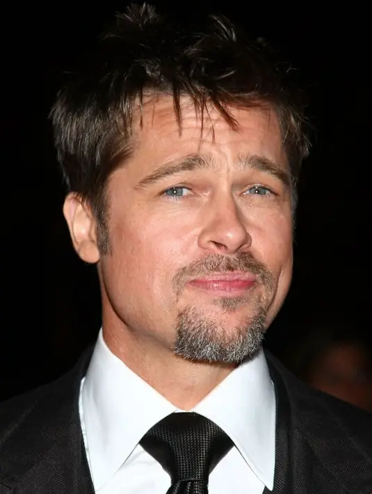 Selain itu sumber juga mengatakan bahwa Pitt tidak bisa dengan mudahnya bertemu dengan anak-anak seperti yang dilakukan Jolie setiap saat. (AFP/Bintang.com)