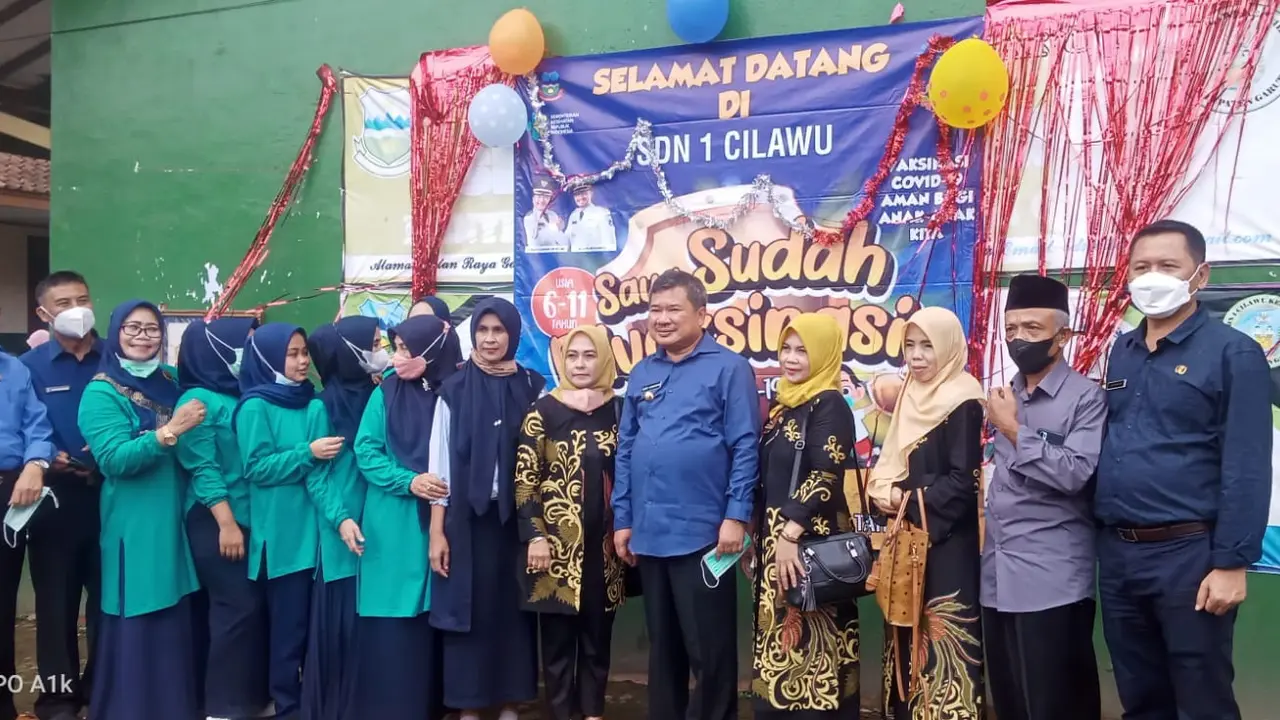 Dengan penurunan PPKM di level 1, Pemerintah Daerah (Pemda) Garut segera memberlakukan Pembelajaran Tatap Muka ( PTM ) 100 persen, meskipun disesuaikan dengan kondisi lingkungan sekitar.