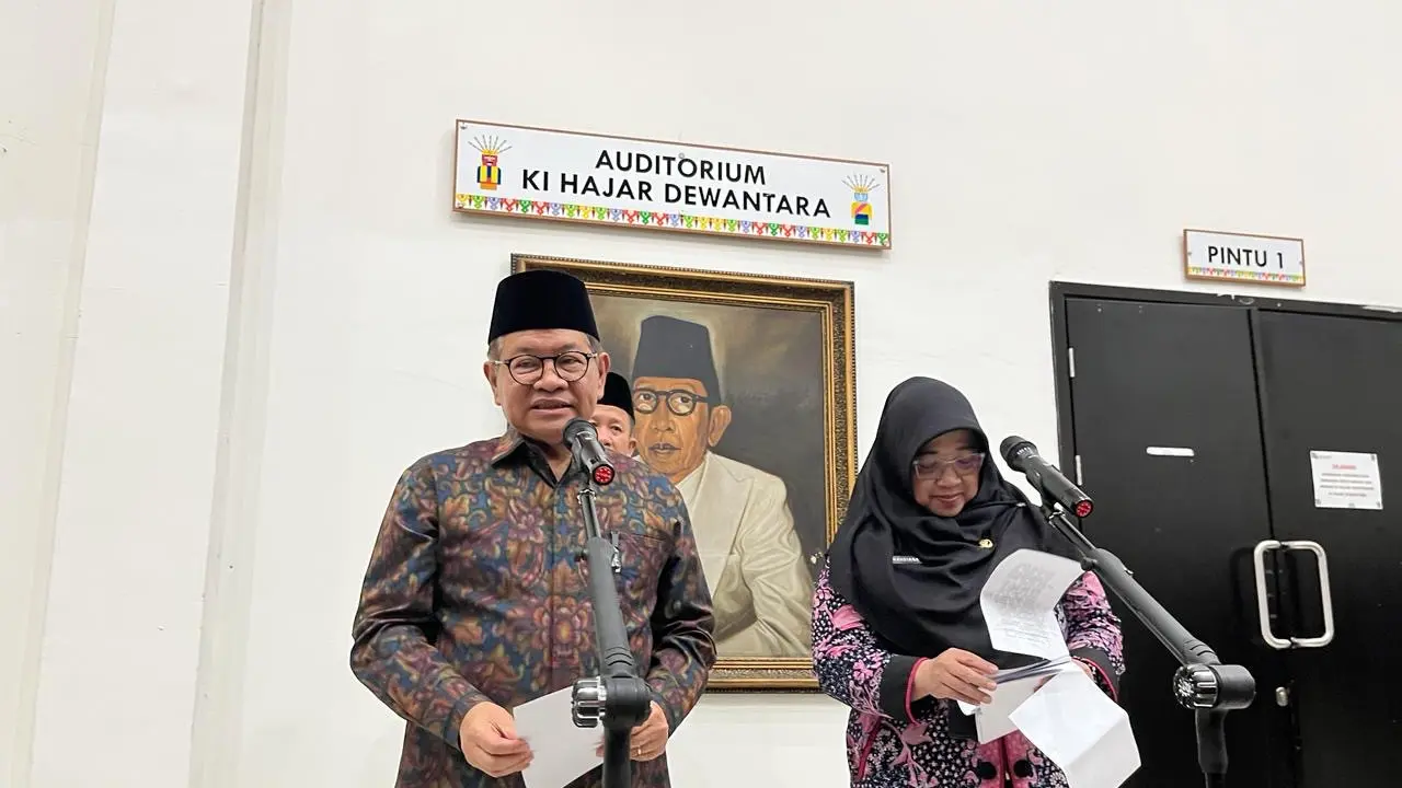 Gubernur DKI Jakarta Pramono Anung di Kantor Dinas Pendidikan DKI Jakarta, Setiabudi, Jakarta Selatan, Kamis (26/2/2026).