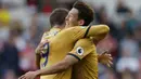 Berhasil menang 2-1 atas tuan rumah, Middlesbrough, membawa Tottenham naik ke posisi kedua klasemen sementara Premier League. Dua gol kemenangan Hotspur dicetak oleh bintangnya asal Korea Selatan, Heung-Min Son. (Reuters/Russell Cheyne)