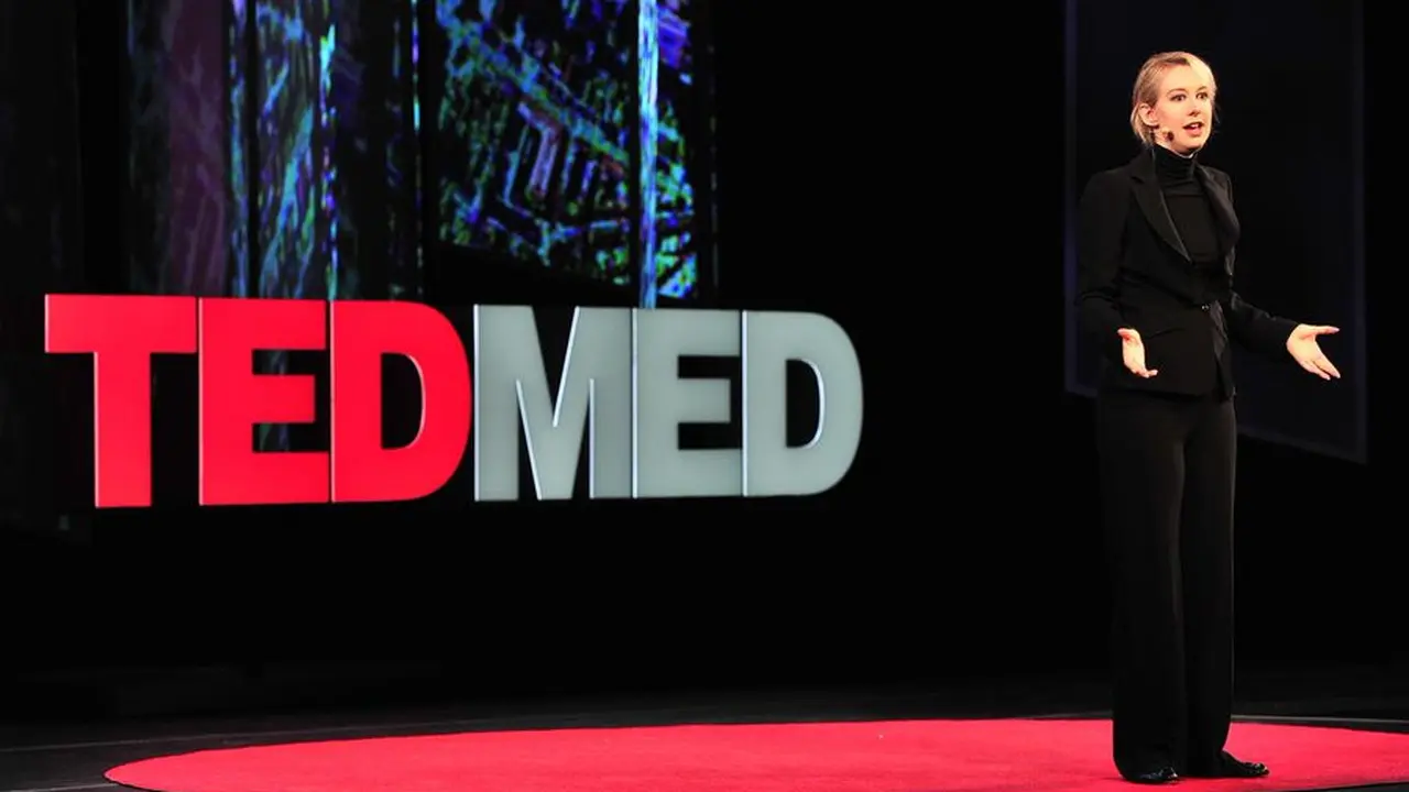 Elizabeth Holmes, founder Theranos, berbicara di TED.