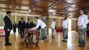 Keempat pesepak bola putri naturalisasi asal Belanda dinyatakan sah menjadi Warga Negara Indonesia (WNI) usai pengambilan sumpah dan janji setia pewarganegaraan Republik Indonesia di Kantor Kementerian Hukum, Jakarta, Selasa (10/6/2025). (Foto: Dokumentasi Kementerian Hukum)