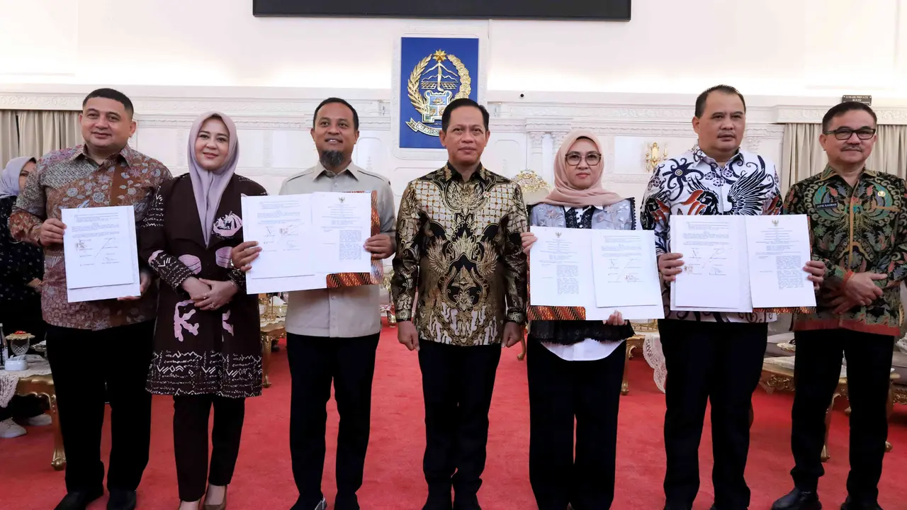 Menteri LH/Kepala BPLH Hanif Faisol Nurofiq menegaskan, pembangunan PSEL di Makassar Raya merupakan solusi strategis.