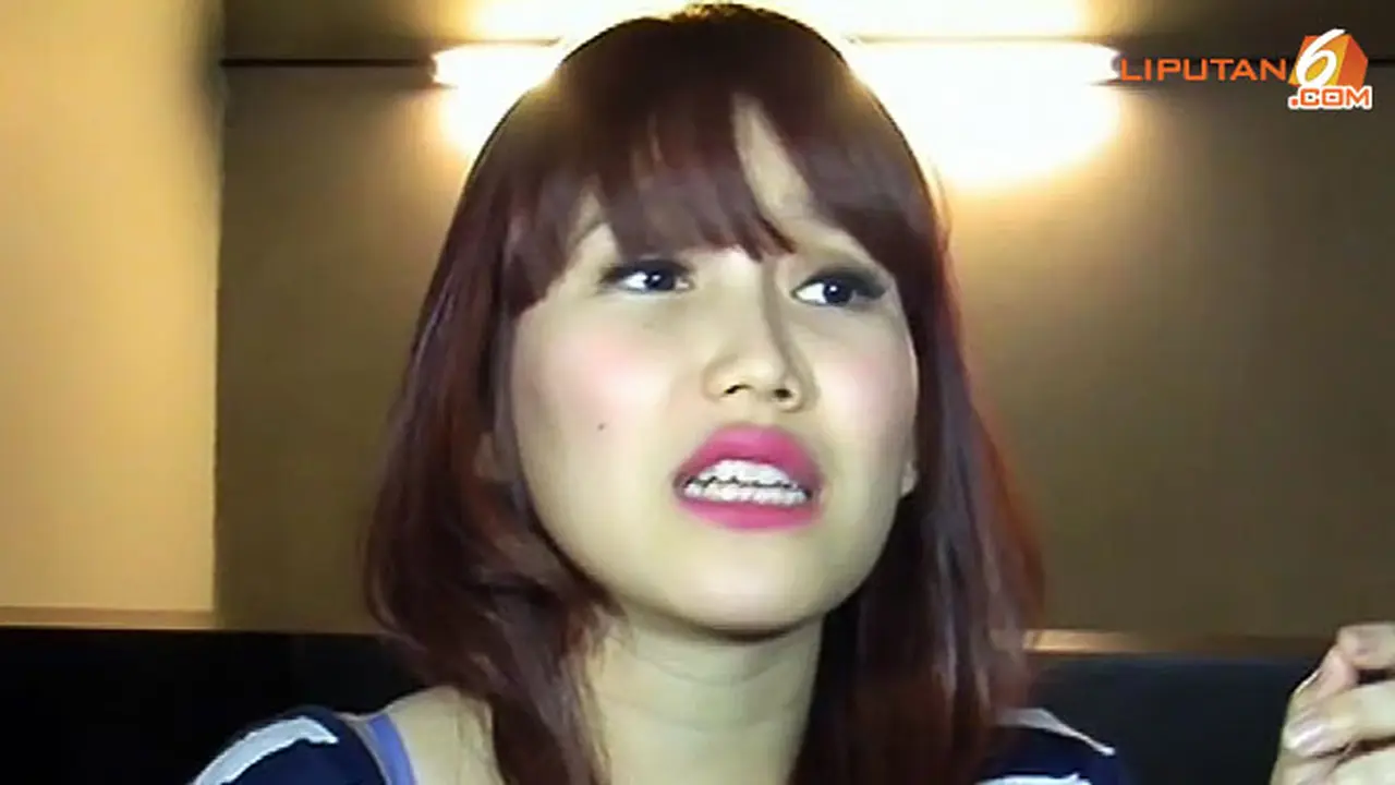 ayu-ting-ting-140219b.jpg