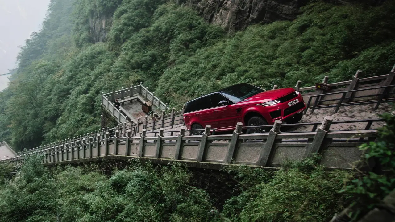 New Range Rover Sport Plug-in Hybrid