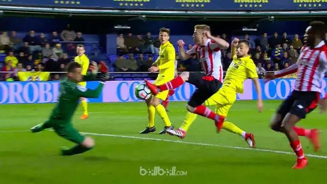 Berita video highlight Villarreal dengan kipernya yang mengesankan kalah 1-3 dari Athletic Bilbao dalam lanjutan La Liga 2017-2018. This video presented by BallBall.